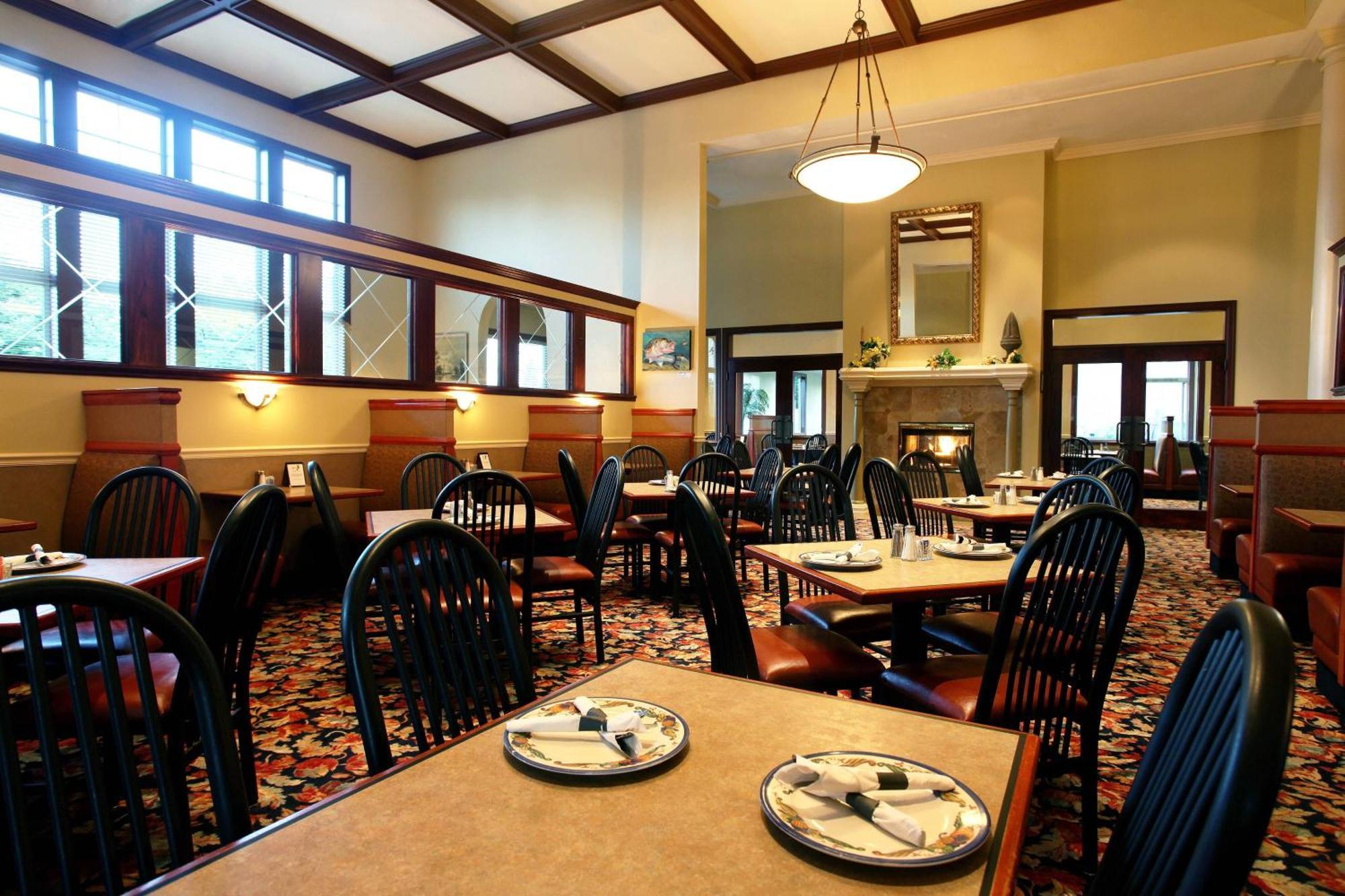 Four Points By Sheraton Portland East Fairview Esterno foto